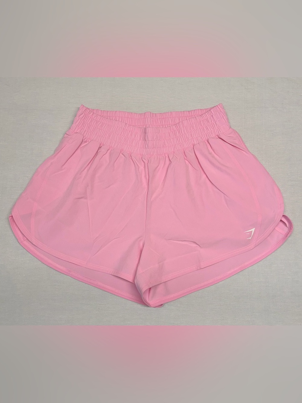 Gymshark - Women's Campus Woven Shorts Poise Pink Sz Small Athletic NWOT